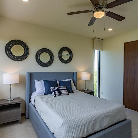 Ocean View 2 Bedroom Apartment In Punta Cocos - D201 홀박스아일랜드 외부 사진