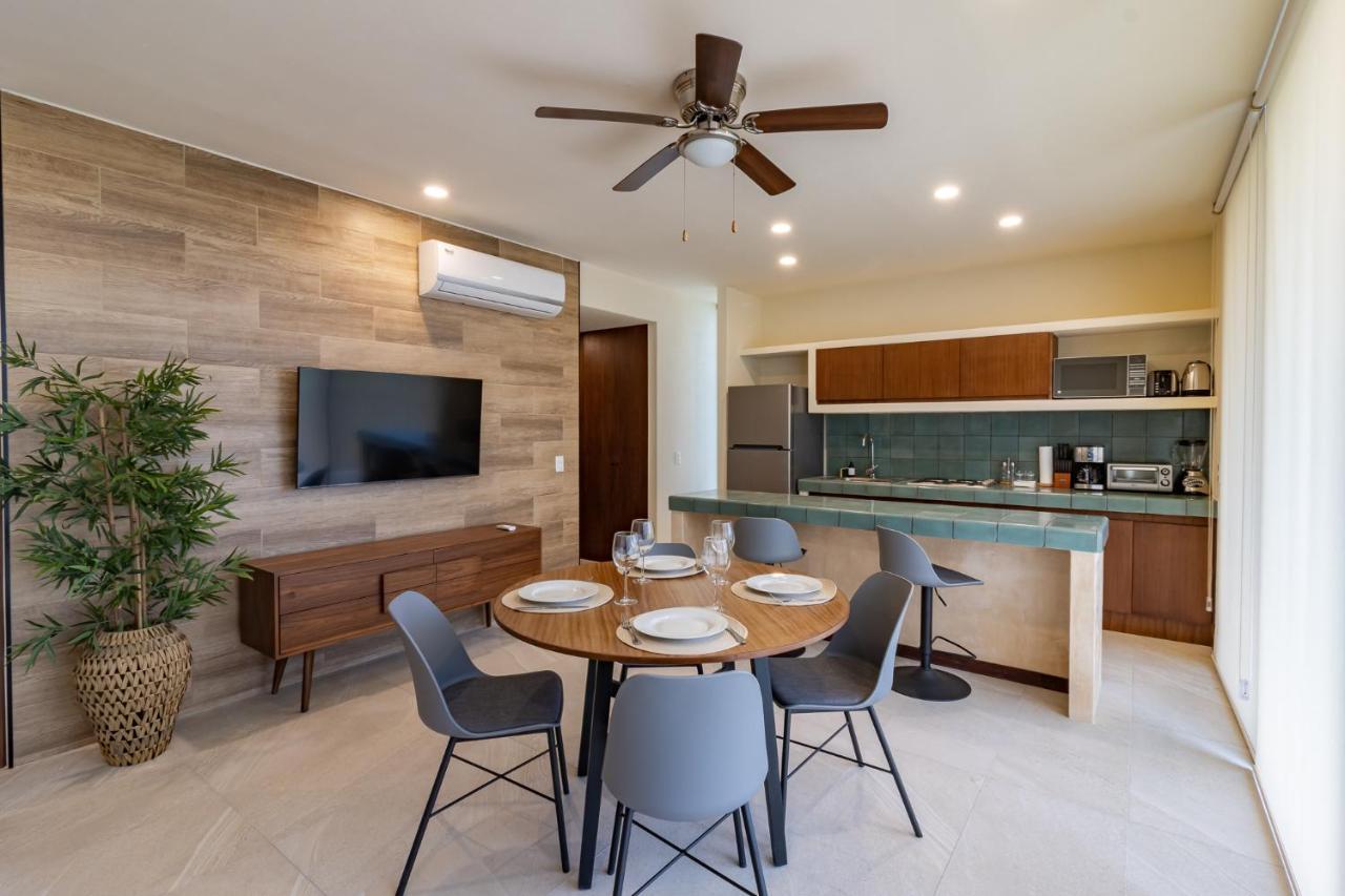 Ocean View 2 Bedroom Apartment In Punta Cocos - D201 홀박스아일랜드 외부 사진