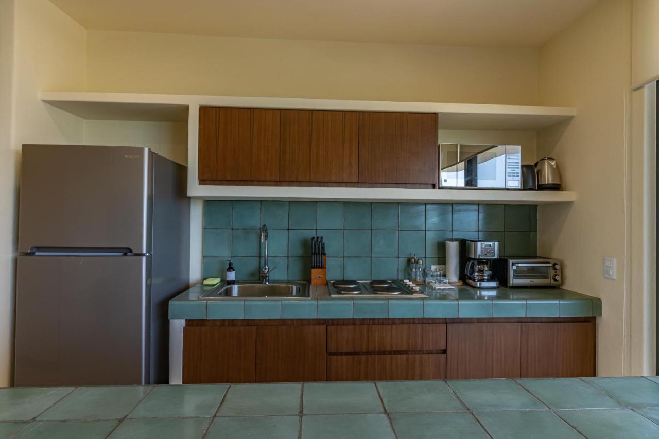 Ocean View 2 Bedroom Apartment In Punta Cocos - D201 홀박스아일랜드 외부 사진